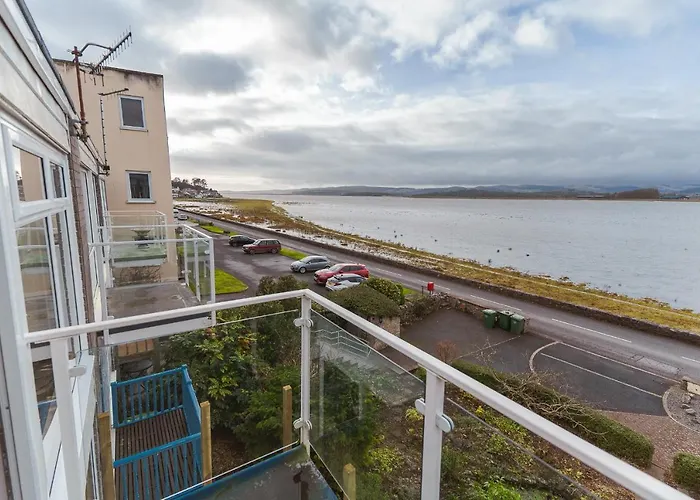 Watersedge Retreat, Views, Sunsets, Dogs Welcome