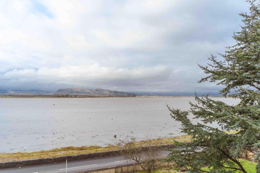 Holiday home Watersedge Retreat, Views, Sunsets, Dogs Welcome Sandside (Beetham)