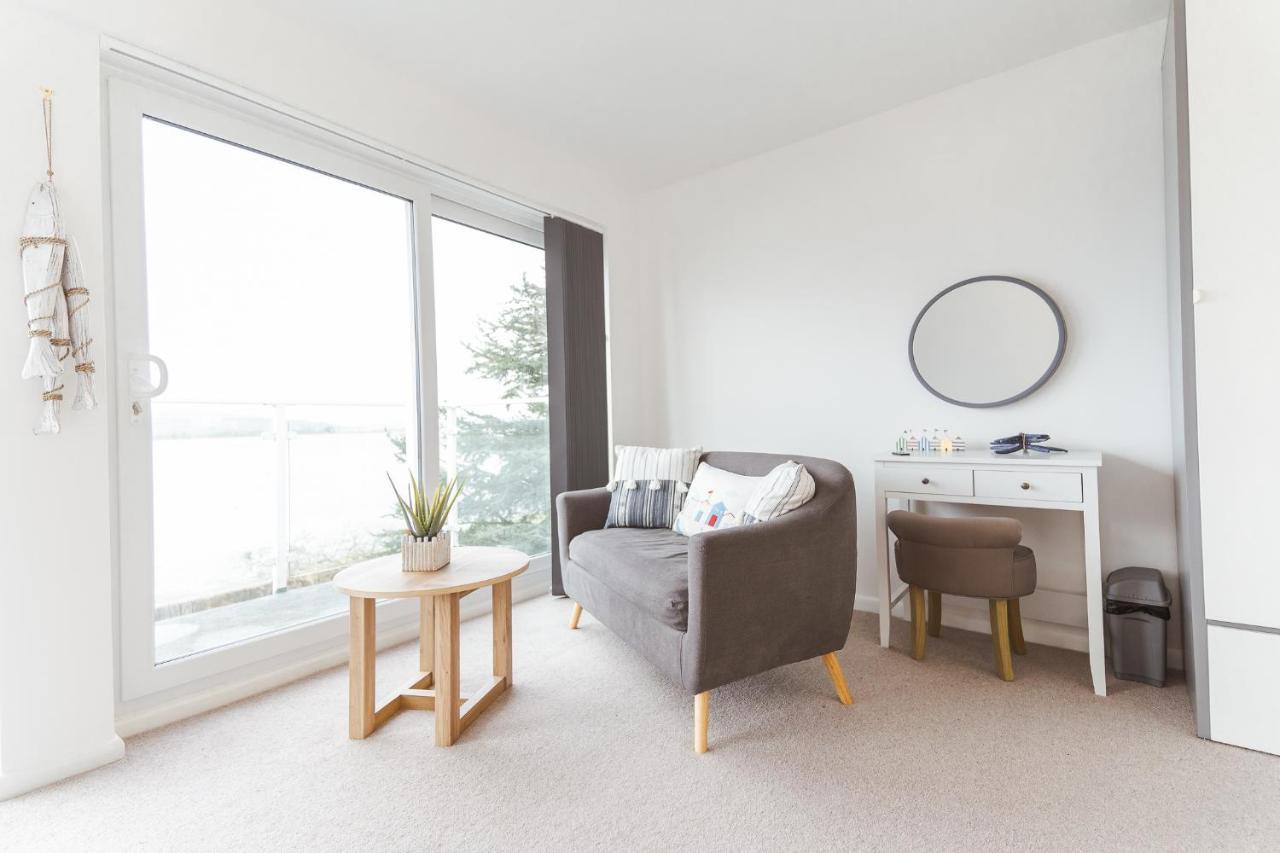 Holiday home Watersedge Retreat, Views, Sunsets, Dogs Welcome *