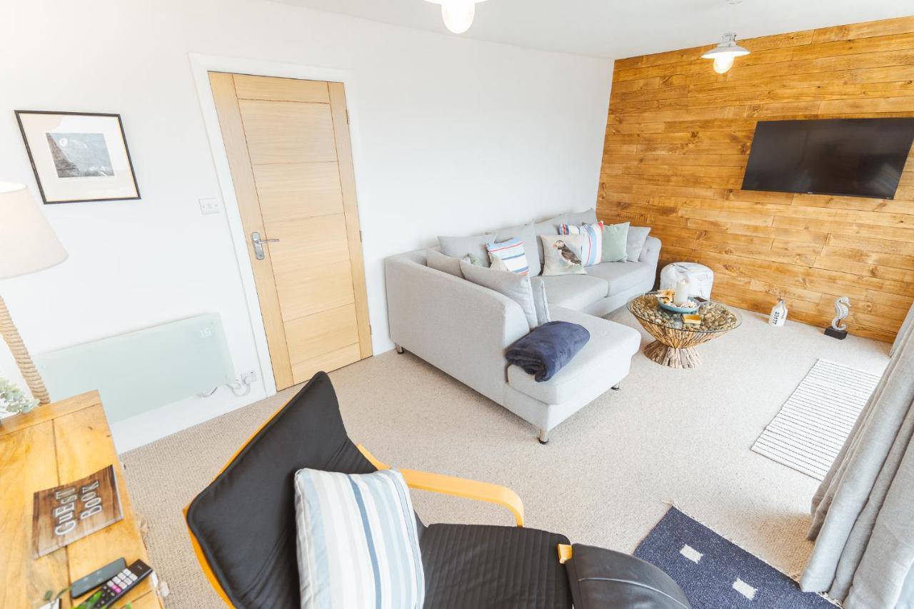 Watersedge Retreat, Views, Sunsets, Dogs Welcome *